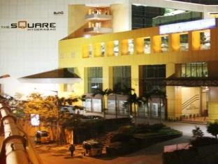 Square Hotel Hyderabad Eksteriør billede